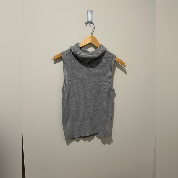 MICHAEL KORS SIZE SMALL SLEEVELESS COWL-NECK SWEATER - Picture 3 of 7